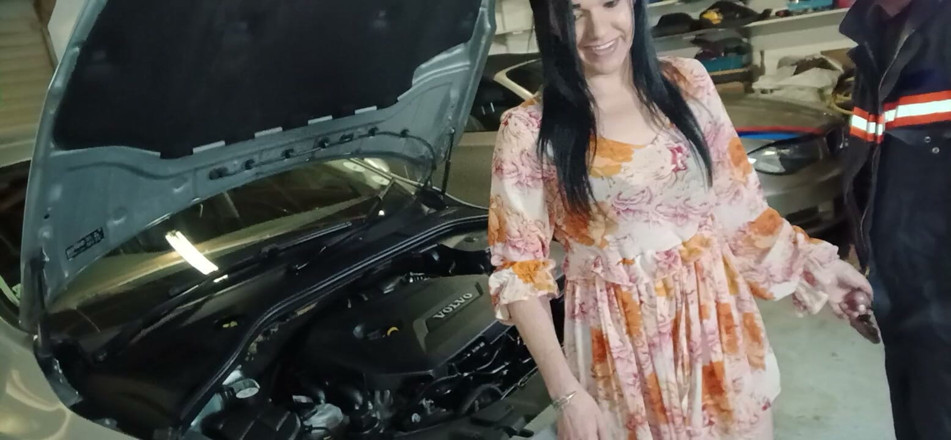 Bigjoefuckalott: Fucking the Mechanic to Fix My Car Faster