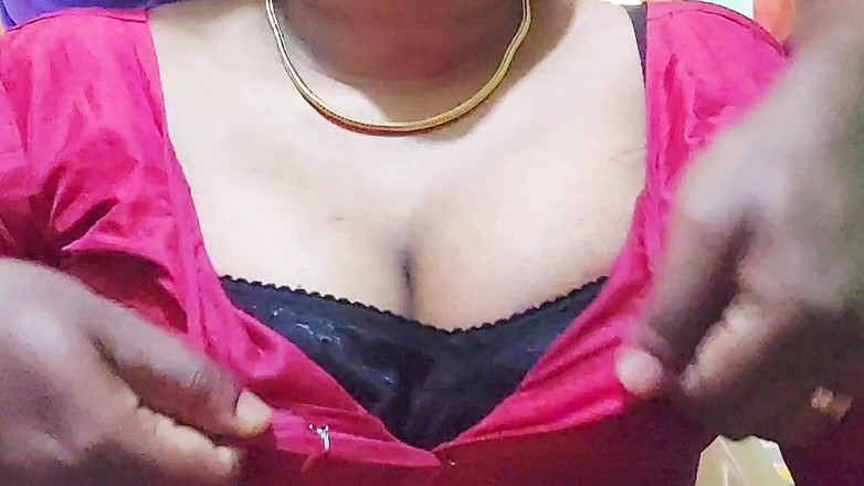 Desi Mohini: Bela esposa sexy compartilhada no quarto com amigo rico