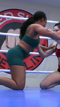 Lola Marie Vs Goth Delilah