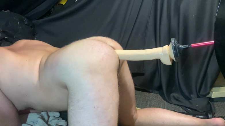 Anal addiction: Sikiş makinemde büyük dildo