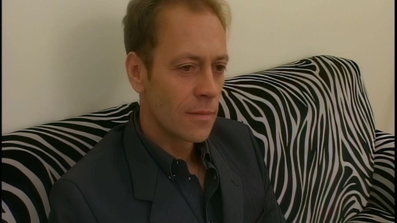 Moviestar XXX: Homo's met enorme pikken maken het wild, in haar kont...