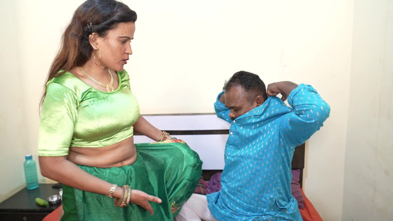 Kamasutra61: एक नवविवाहित के साथ चरम जंगली और गंदा प्यार करना, देसी जोड़ा हनीमून अब भारतीय पोर्न देखता है