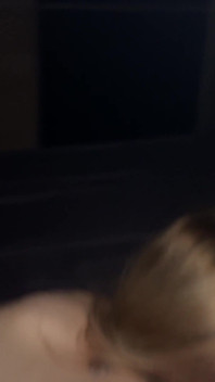 Deepthroat Drsné šukání a výstřik na obličej