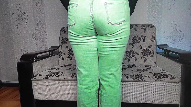 Kitty_Cross: Het sissy med tjocka lår som gör sensuell dans