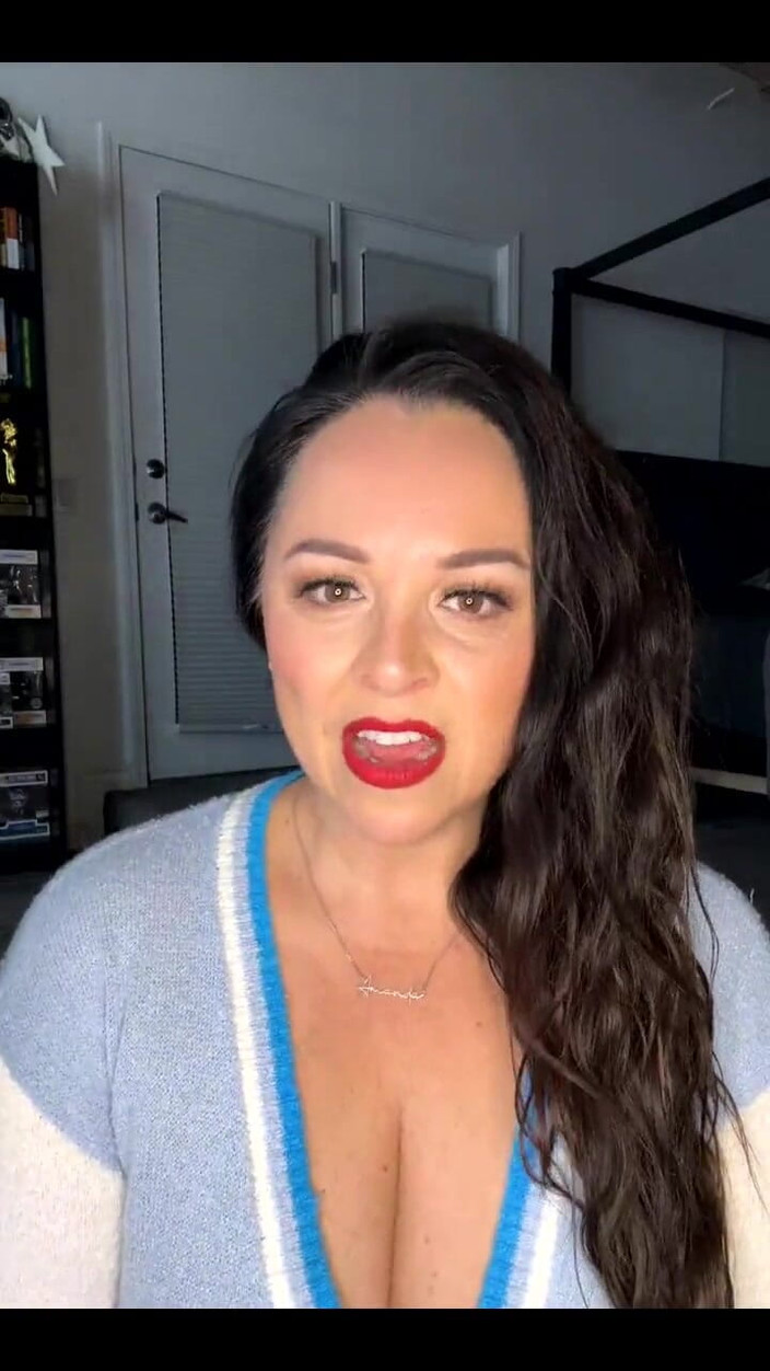 Amanda Thickk: Всем привет