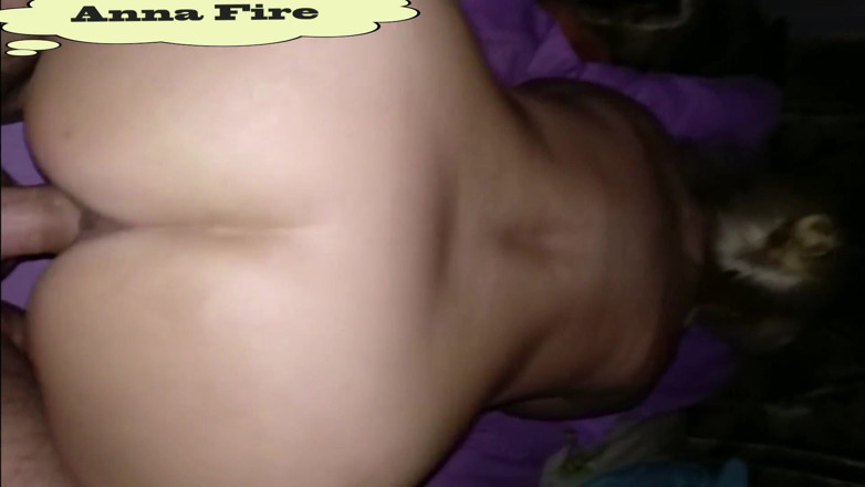 Anna Fire: Un sacco di sperma dentro una miLF calda
