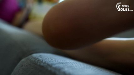 Czech Soles - foot fetish content: Drsná kůže chodidel na váš požadavek + dělá pedikúru