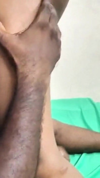 Oru första samarbete video stöd mig killar