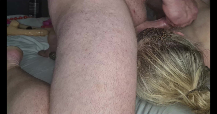Anal Fetish Couple: Het fru älskar att suga och slicka bollar