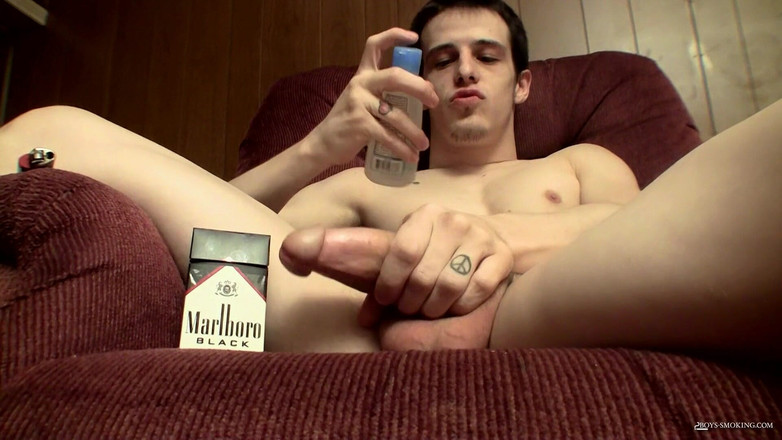 Boys Smoking: Brian Strowkes palenie lat 100