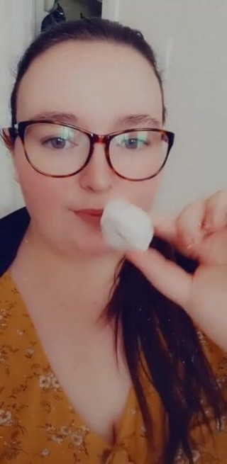 SSBBWLadyBrads: Saya makan donut ini untuk awak
