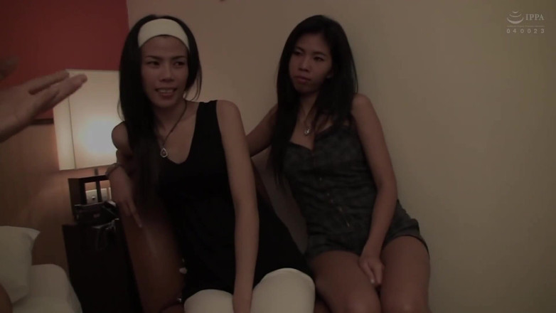 Raptor Inc: 일단 우리가 혼자이 태국 소녀는 미소와 나머지는 역사였다. -3