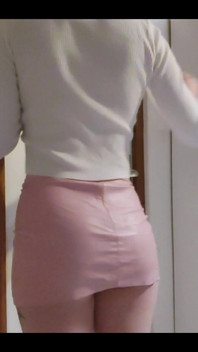 Does this skirt make my ass fat?