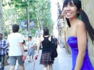 Little sub girl: Walk naked in the city!