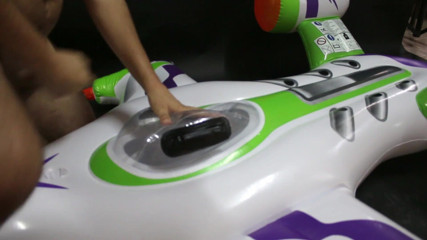 Inflatable Lovers: Inflatable spacecraft float