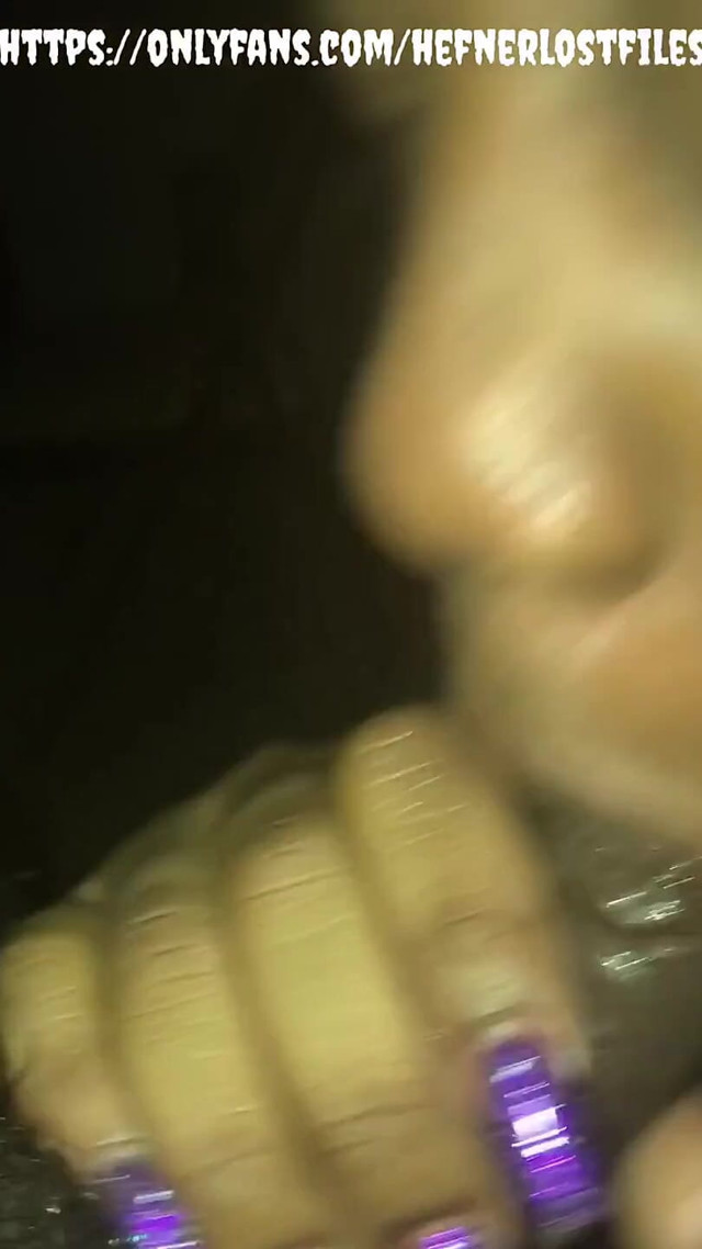 Pretty Nails Wrapped Around My Dick. Y O U N G Chick Got a Wet Mouth on Her (Big P Hef)