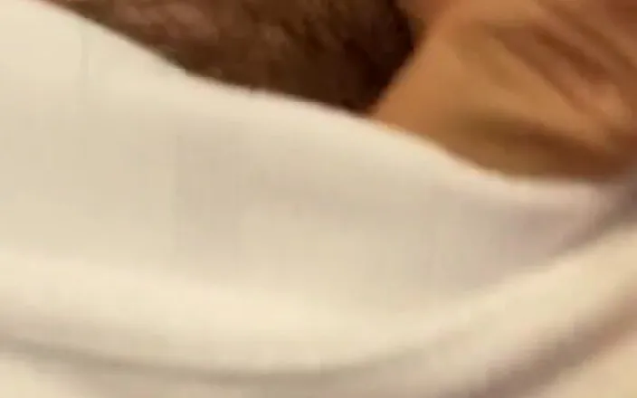 UnderXiaoQiang: Should I Trim My Pubic Hair?