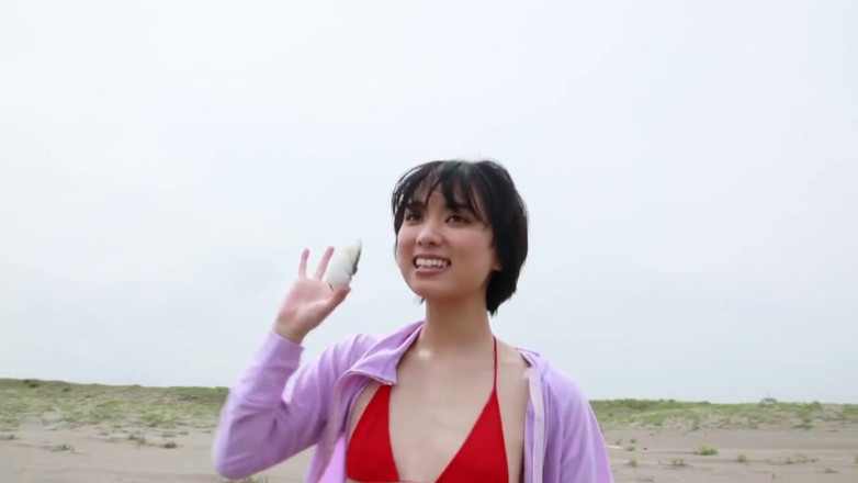 Strix: Suzu Monami - minik memeler partisi