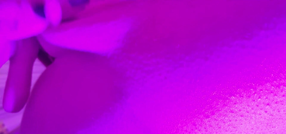 March Foxie: Close up wet pussy
