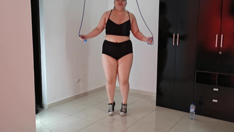 Alice H: Latihan dan berkeringat banyak banget