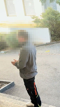 ストレートで内気なスイス人便利屋が、ペニスをしゃぶられた後にドイツの既婚男性とセックス - ゲイの報酬