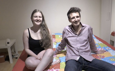 Casting66: Genç oğlan genç Julia'yı sikiyor! 1 kat!