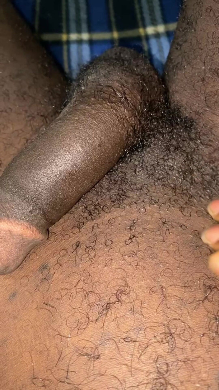 Slimniqqa: Beating My Meat After a Long Day at Work Part 1