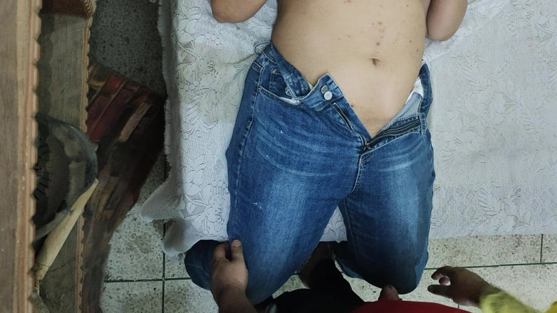 aliabegum: House Owner Fucked Her Room Boy, Real Anal Sex, Desi...