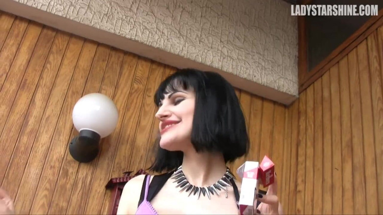 Lady Mesmeratrix Official: Dziewczyna Marlborino