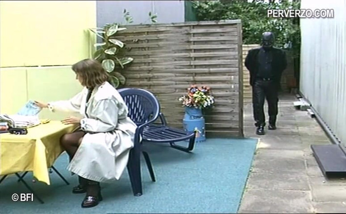 House of lords and mistresses in the spanking zone: Anh chàng hư hỏng quất bà già tội nghiệp