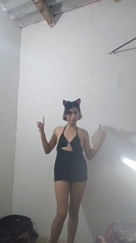In Black This Girl Giving Her Dance