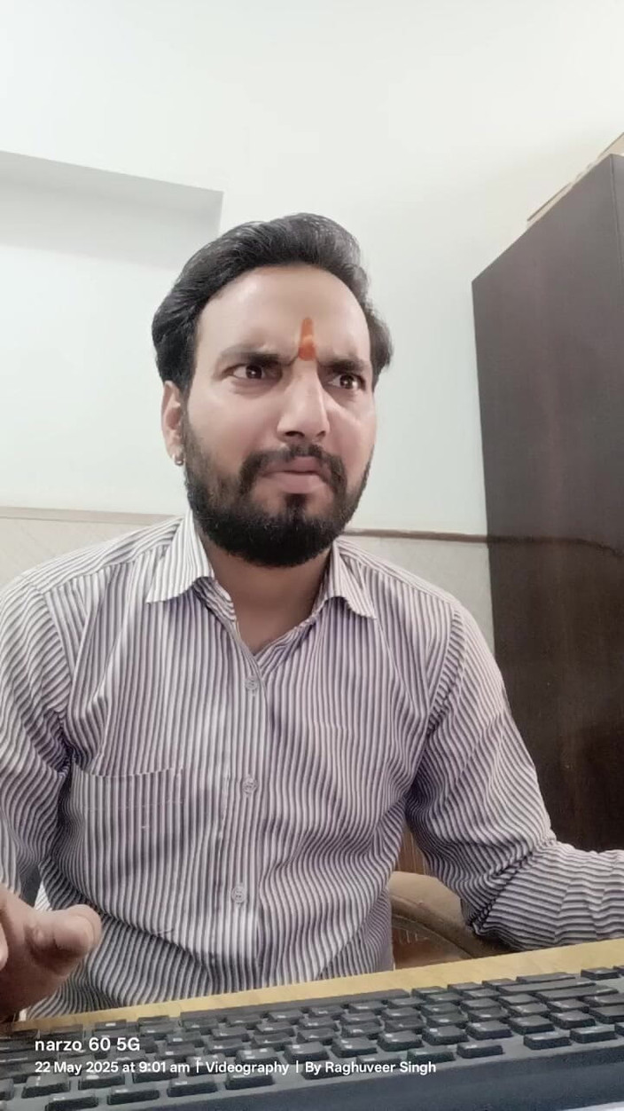 Rajasthani-old-lover: 파키스탄 늙은 남자