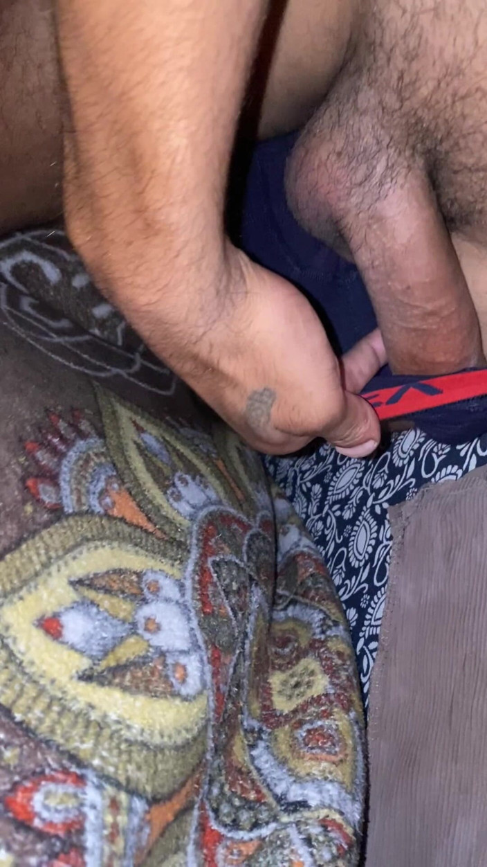 WeakBond365: Promo Sleepy Cock
