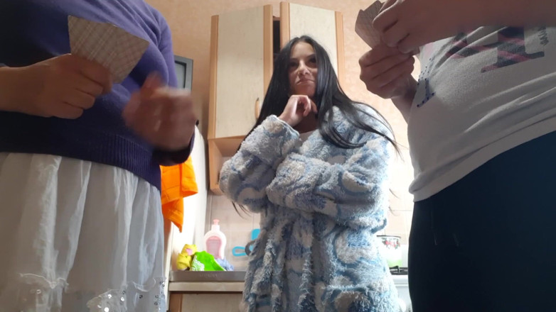 Lesbian-illusion: My Step Sister Lost Her Girlfriend at Cards