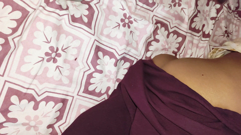 Nisha bhabhi ki chudai: Joven madre india caliente folla con el hermano del novio