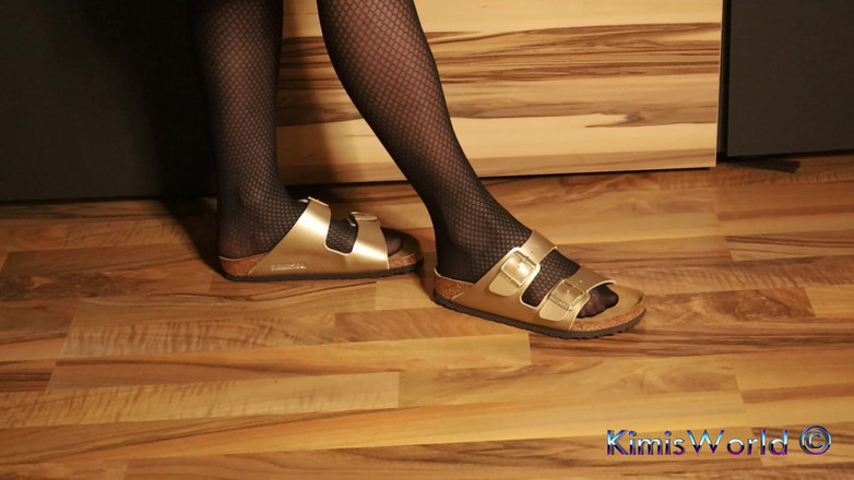 KimisWorld: Menjuntai dengan stoking jala - slide strap ganda emas