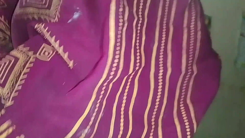 Skydreem1104: Indická dívka si dává manželův penis do pusy