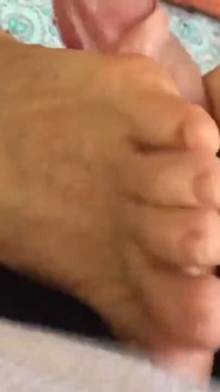 Annette Wants Cum on Her Arched Veiny Feet