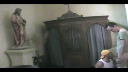 AMATOR PORN MADE IN FRANCE: Úžasný exhib sex riskantní v kostele