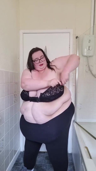 SSBBWLadyBrads: Лето горячей девушки закончилось, часть 2