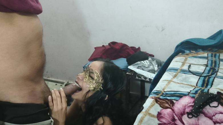 Sexysavita21: Desi studentka saje penis svého nevlastního otce