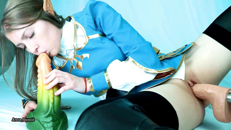 Arwen Datnoid: Zelda Spit dikongkek panggung oleh Link And Ganon