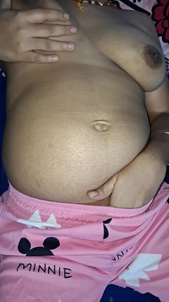 horneySonu: Sonu Solo play och snuskig tagning i Telugu