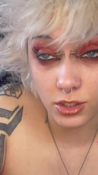 Stiefschwester fickt ihren lippenstift, blowjob, spucke, fetisch, lange zunge