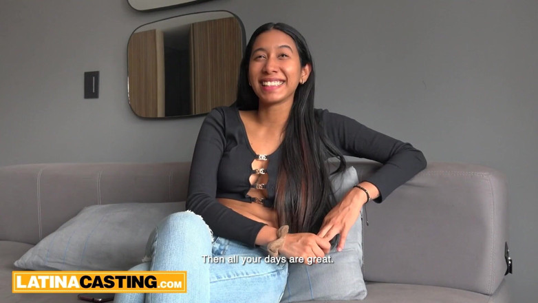 Latina Casting: Amatérská latina ošukaná americkým producentem a polyká mrdku!