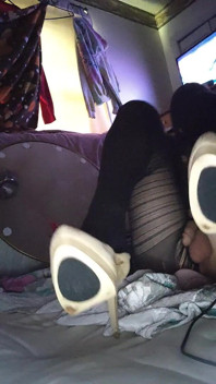 Trénink Femboy oblečený