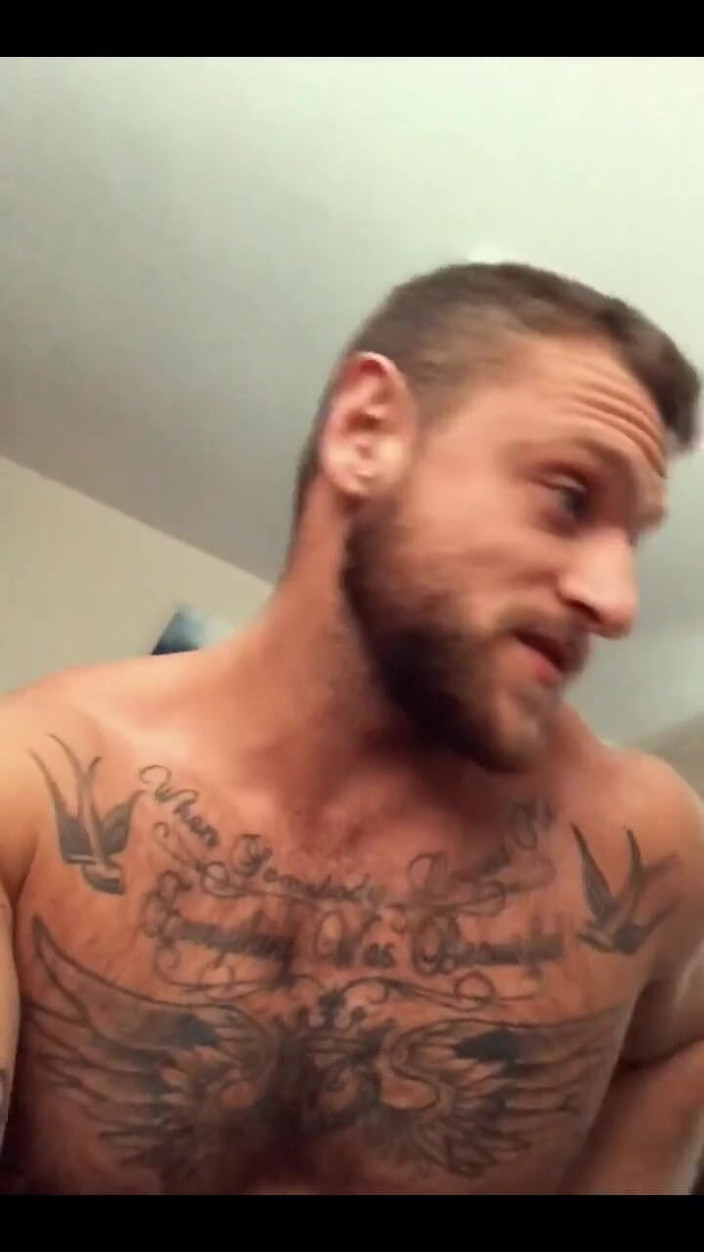 Leo Bayne: Musel vzít