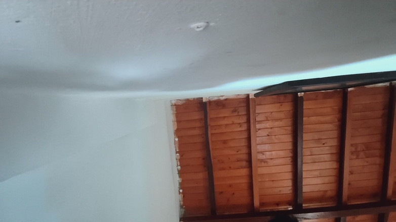 AngyAmazon: POVドギースタイルで自分を撮影して、カッコールドに友達が私を抱く様子を送る