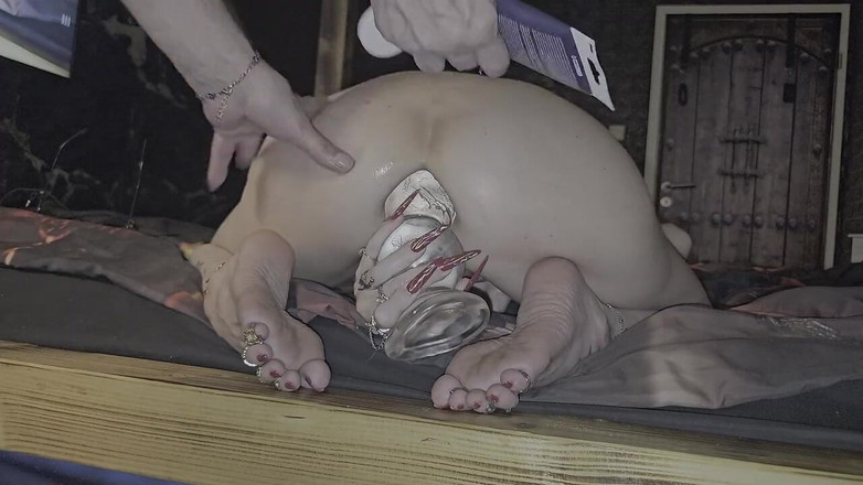 Dilay: Usa il mio culo e gioca con me per favore