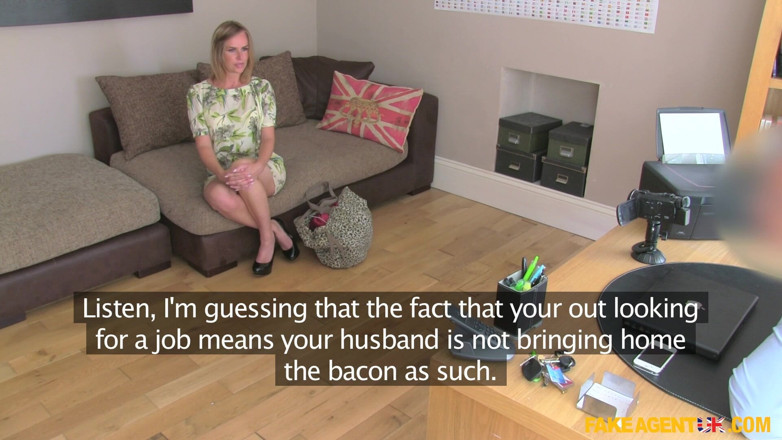 Fake Agent UK: Fake agent UK - getrouwde milf breekt huwelijksgeloften voor cumshot van...